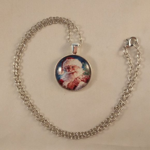 Silver Santa Claus Cabochon Pendant Necklace 20" Party Gift - Picture 2 of 3